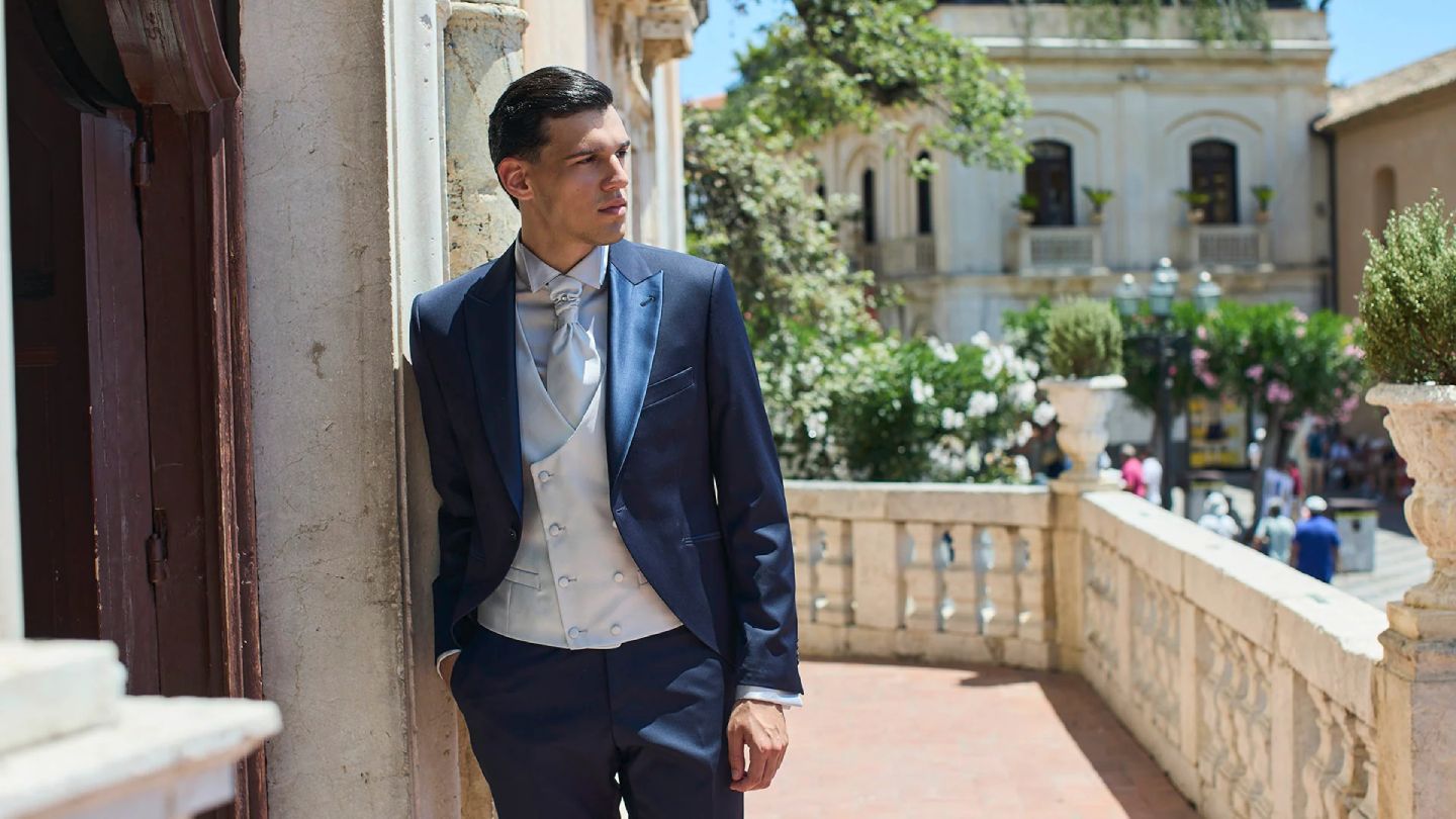 Abito Sposo Uomo - Andrea Versali Abito Sposo Uomo - Andrea Versali